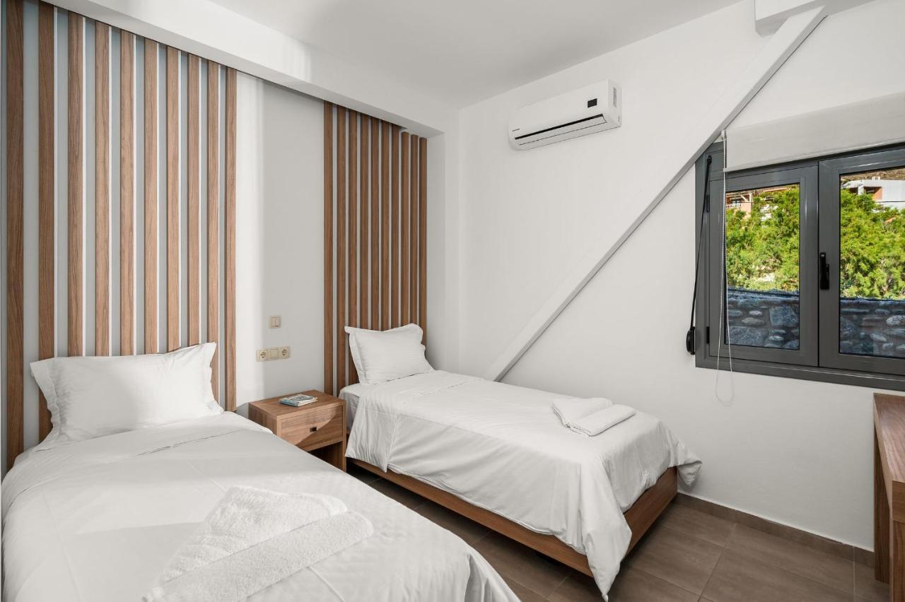 Marina Apartments Lentas Bagian luar foto